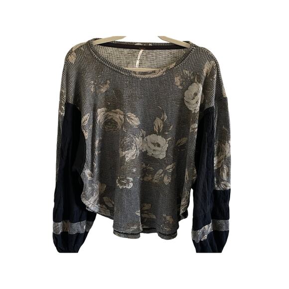 Free People Black Floral Waffle Knit Top XS Boho Streetwear Slouchy Long Sleeve - Picture 2 of 8